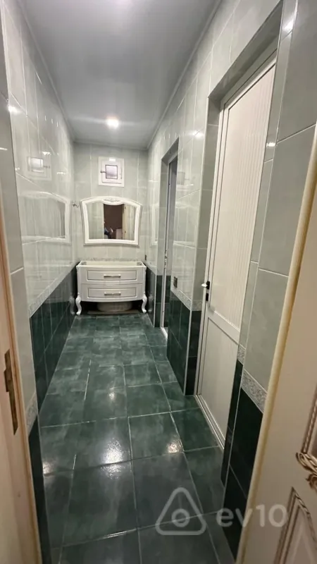 Kirayə verilir mənzil 350 m²