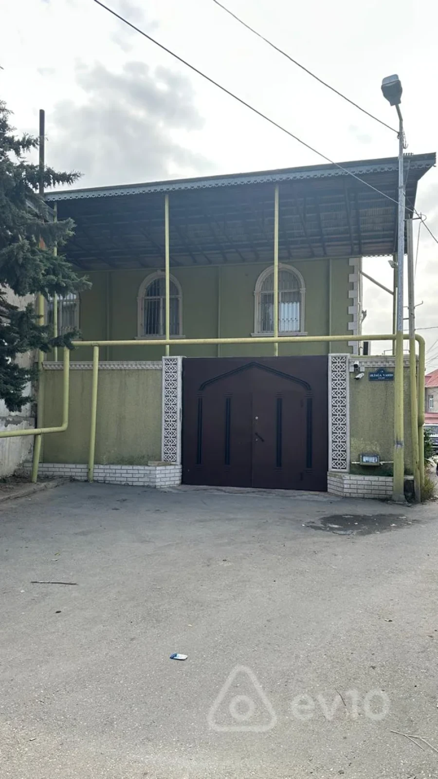 Kirayə verilir mənzil 350 m²