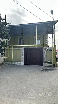 Kirayə verilir mənzil 350 m²