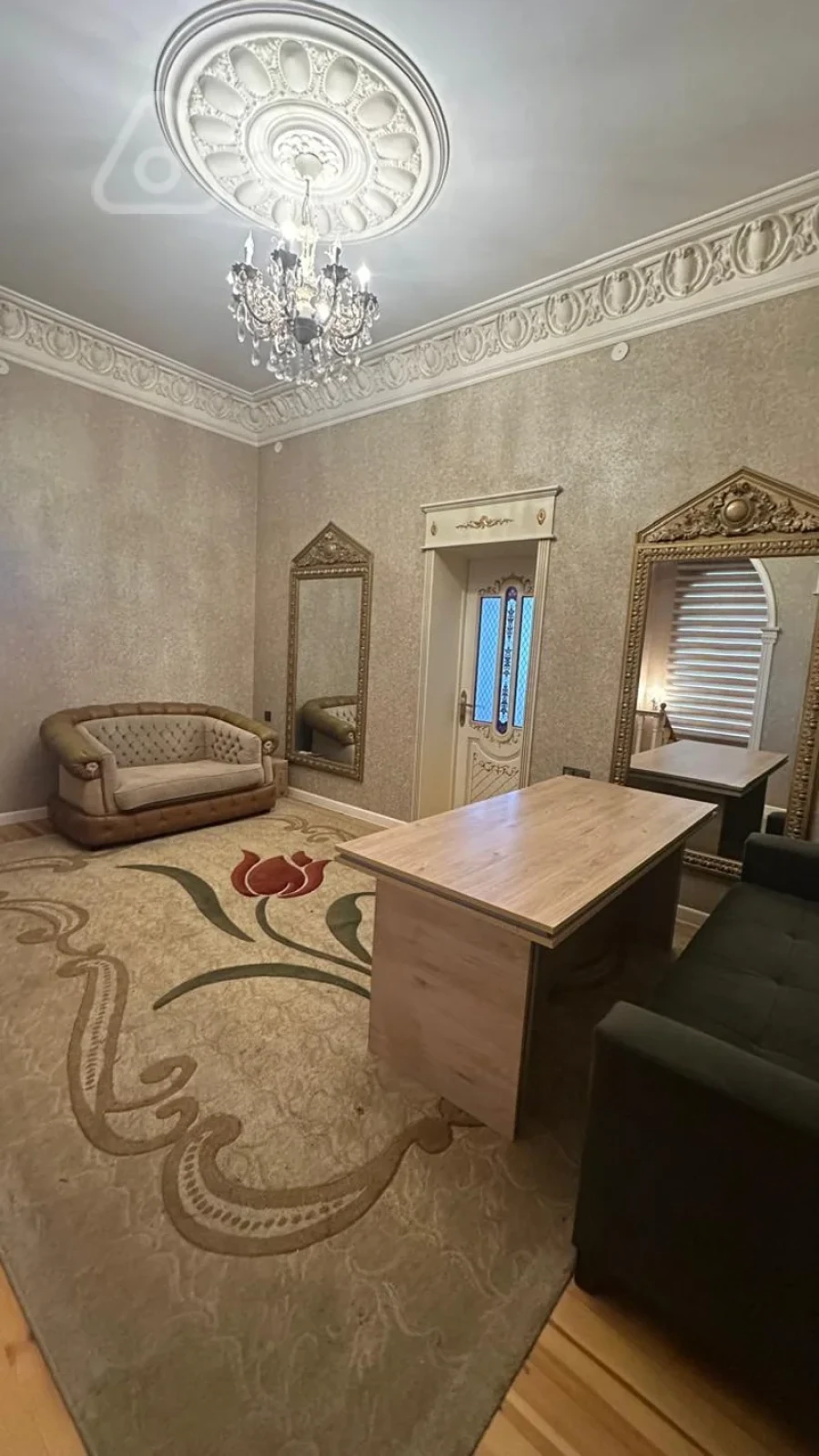 Kirayə verilir mənzil 350 m²