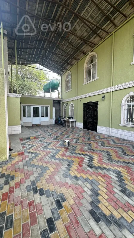 Kirayə verilir mənzil 350 m²