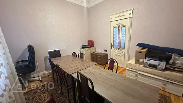 Kirayə verilir mənzil 350 m²