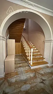 Kirayə verilir mənzil 350 m²