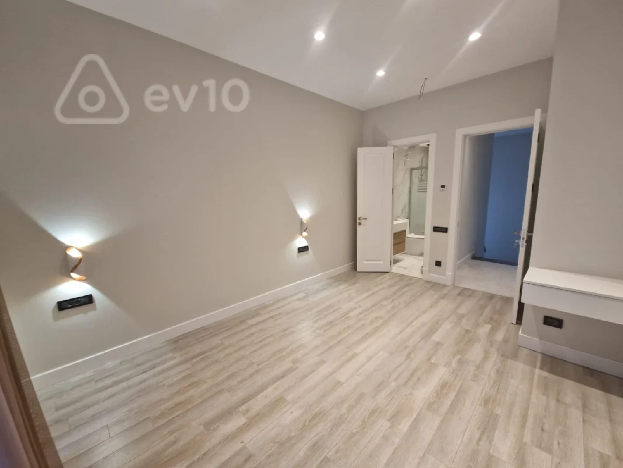 Kirayə verilir 4 otaqlı həyət evi 3000 m²