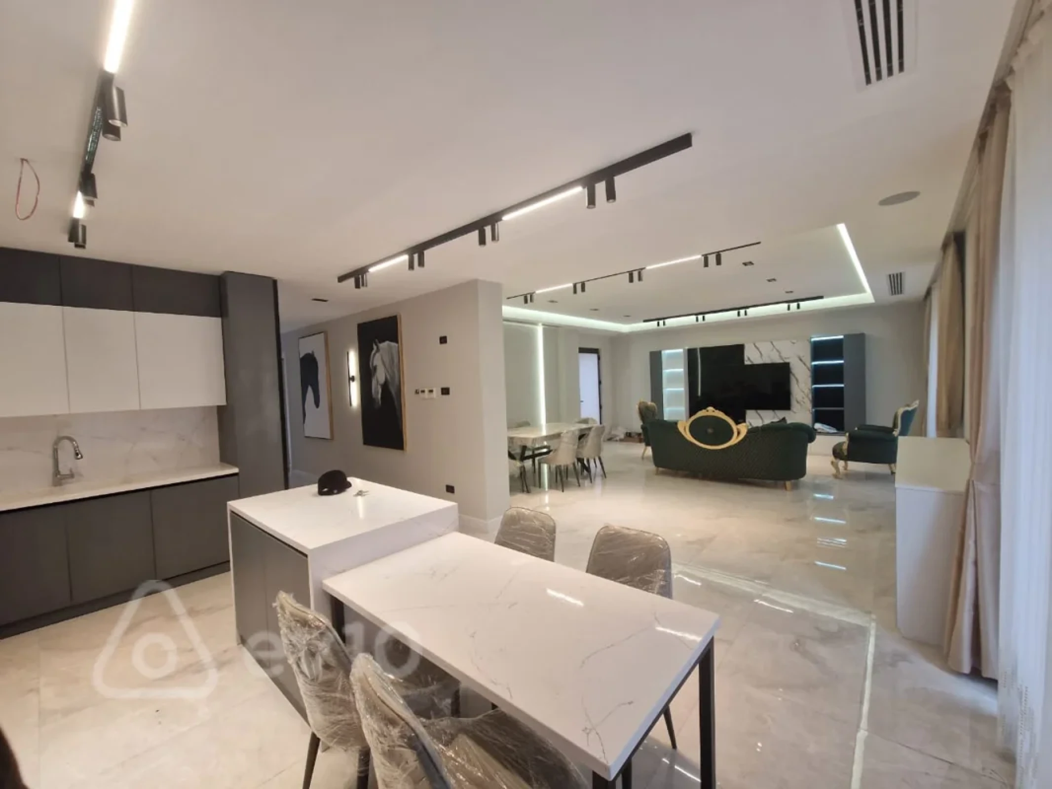Kirayə verilir 4 otaqlı həyət evi 3000 m²