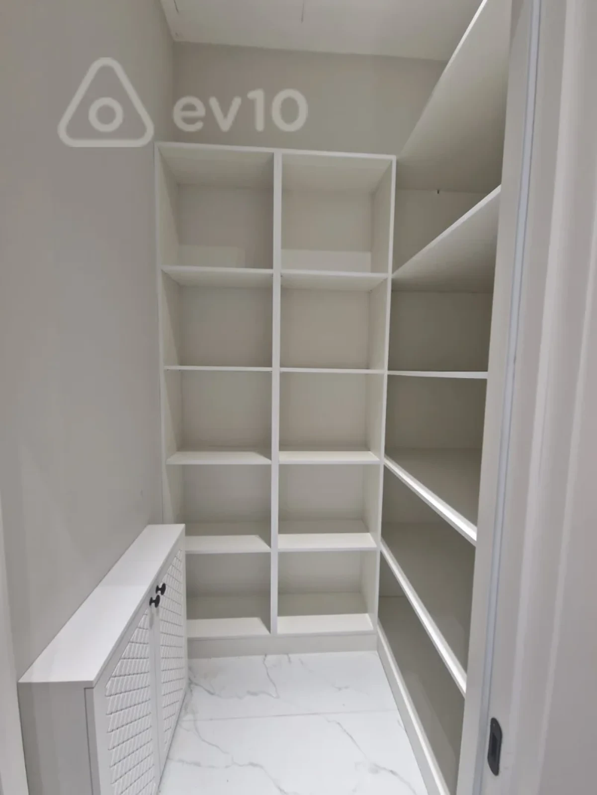 Kirayə verilir 4 otaqlı həyət evi 200 m²