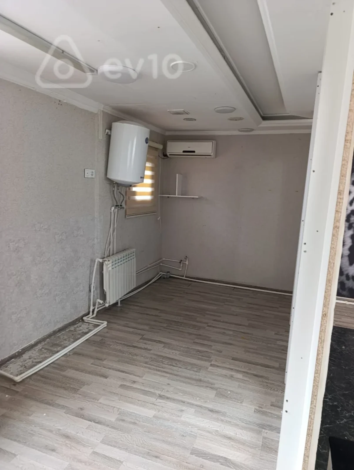 Kirayə verilir mənzil 135 m²