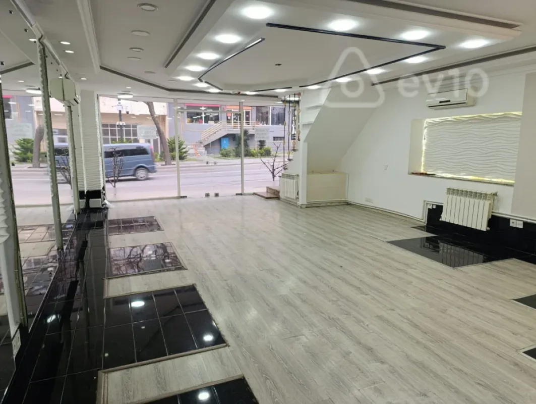 Kirayə verilir mənzil 135 m²