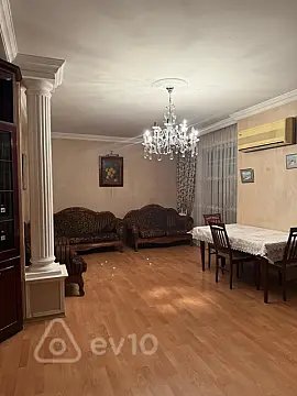 Kirayə verilir 3 otaqlı köhnə tikili 85 m²