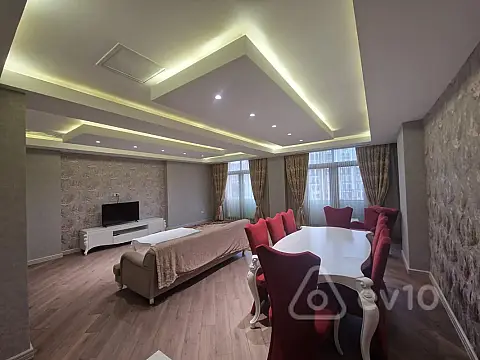 Kirayə verilir 3 otaqlı yeni tikili 190 m²