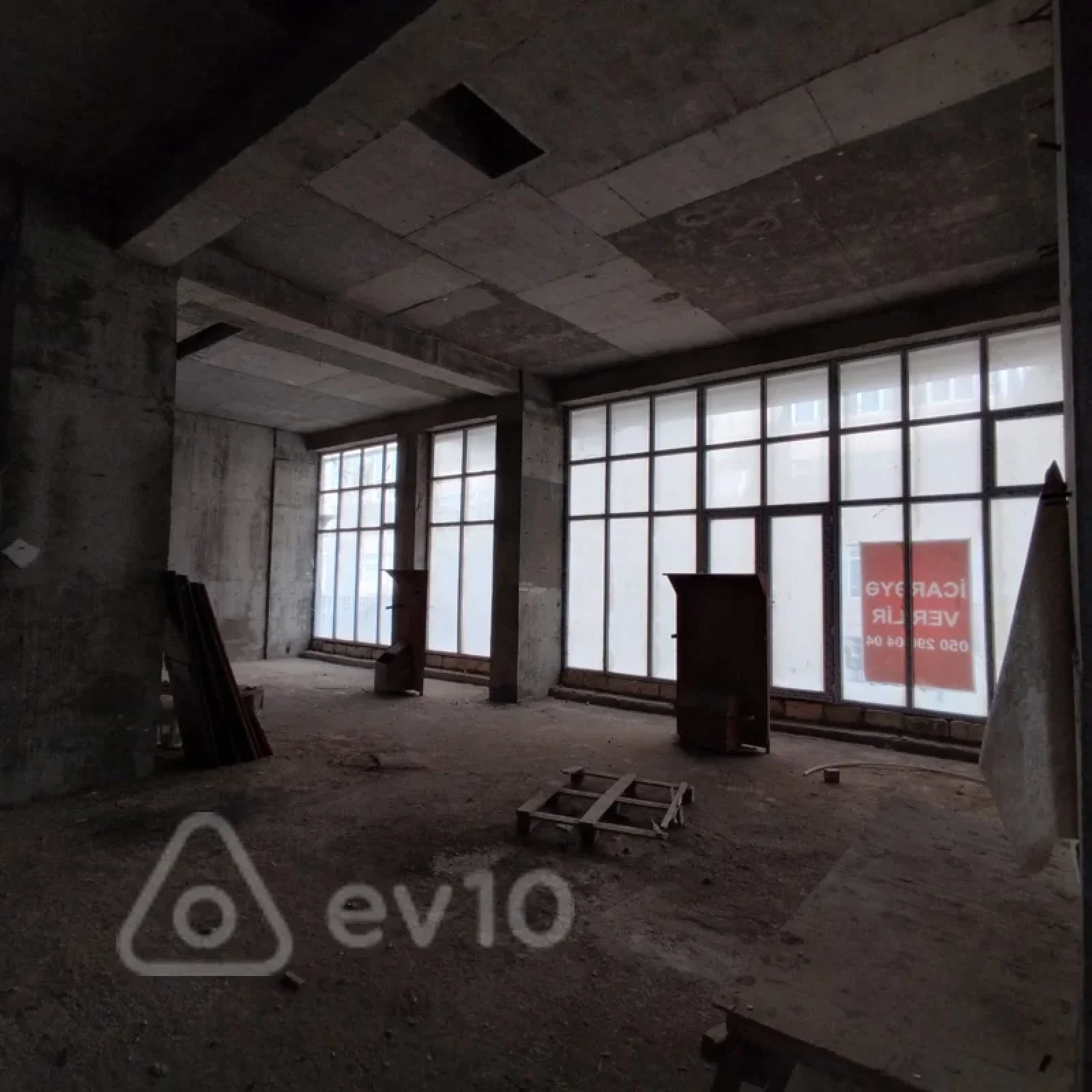 Kirayə verilir mənzil 172 m²