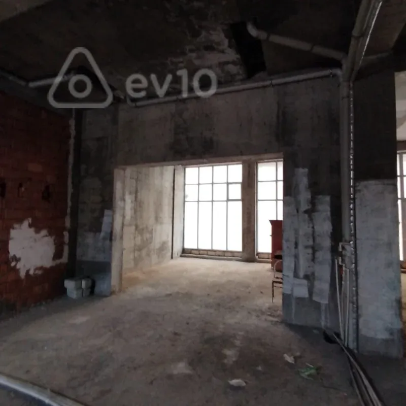 Kirayə verilir mənzil 172 m²