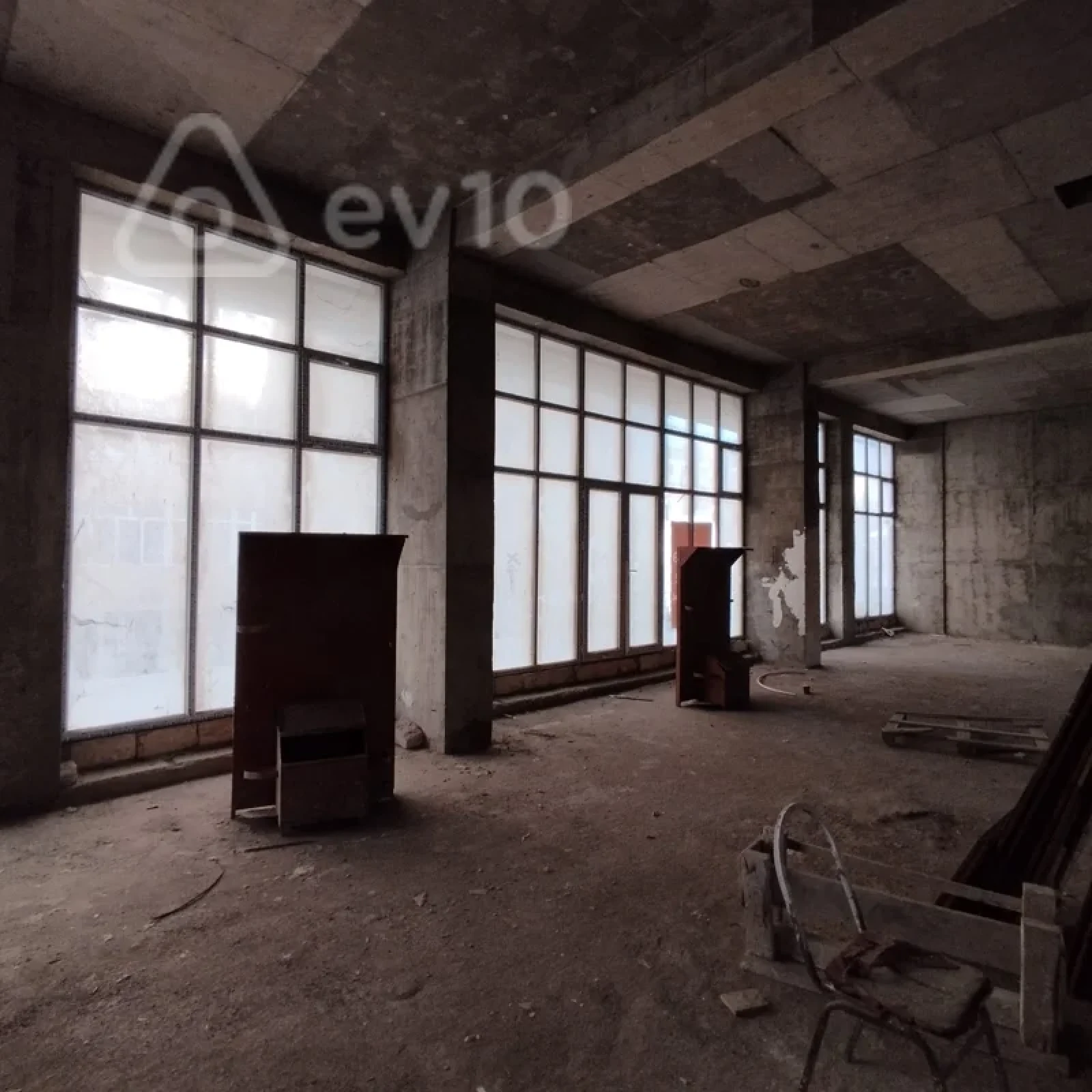 Kirayə verilir mənzil 172 m²