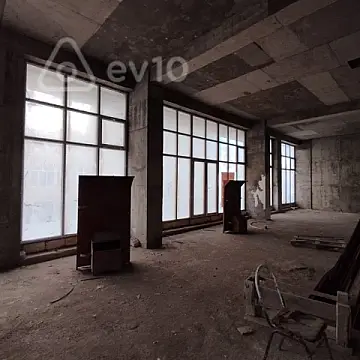 Kirayə verilir mənzil 172 m²