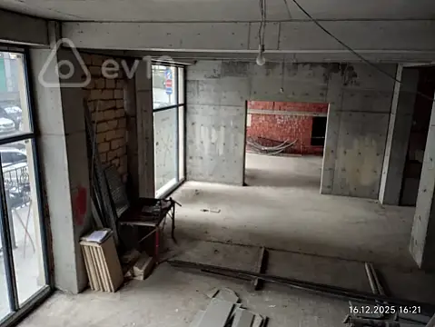 Kirayə verilir mənzil 400 m²