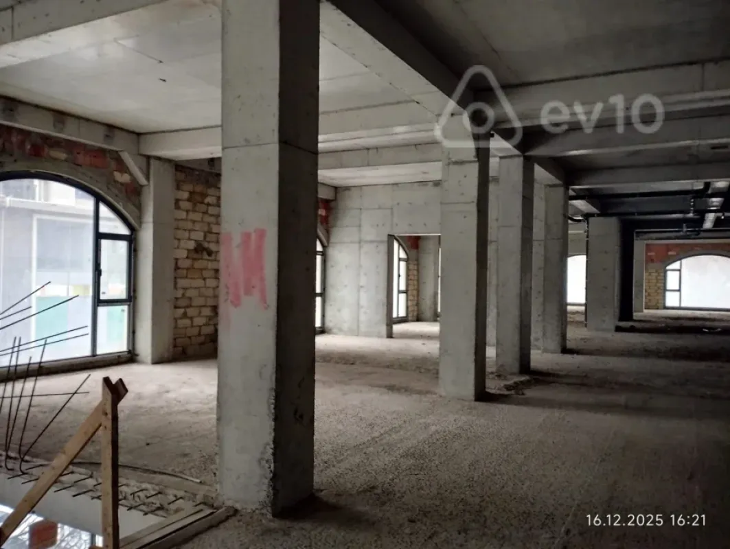 Kirayə verilir mənzil 400 m²