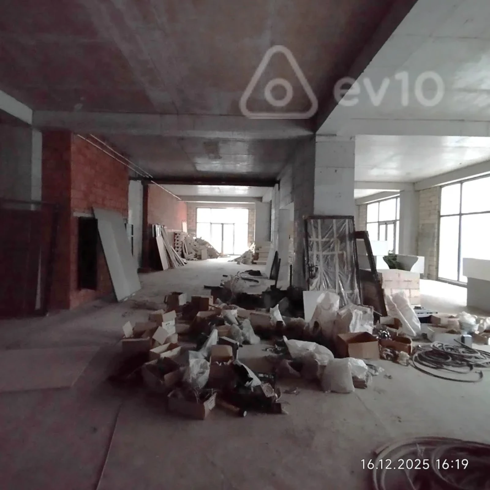 Kirayə verilir mənzil 400 m²