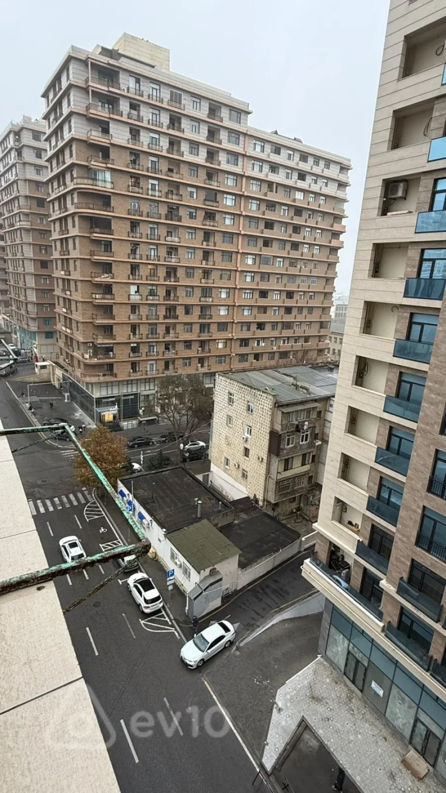 Satılır 3 otaqlı yeni tikili 128 m²