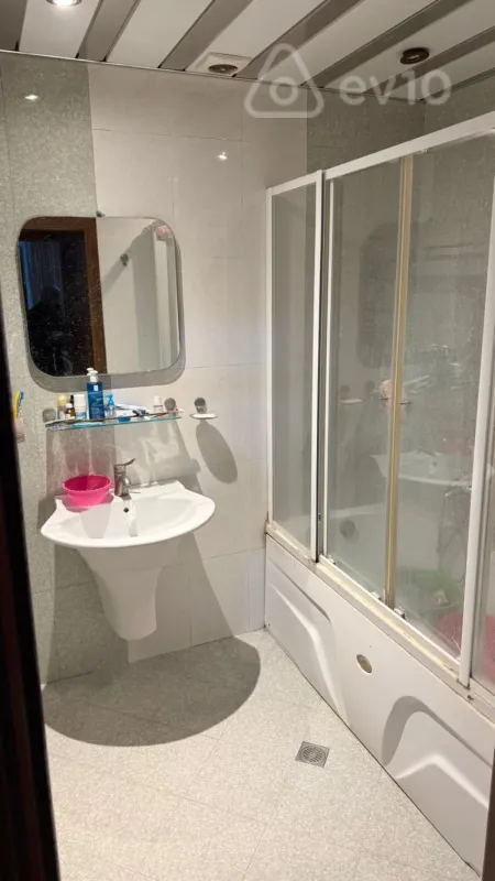 Satılır 3 otaqlı yeni tikili 128 m²