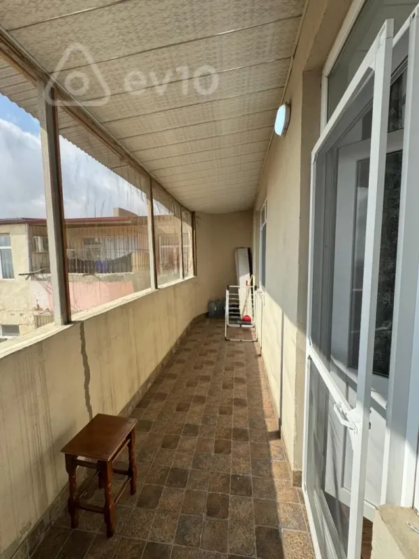 Kirayə verilir 2 otaqlı yeni tikili 70 m²