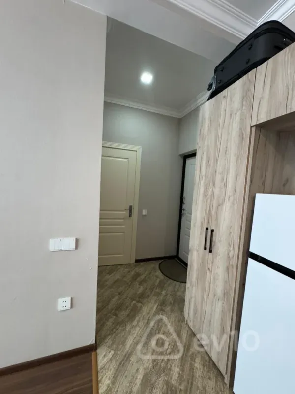 Kirayə verilir 2 otaqlı yeni tikili 70 m²