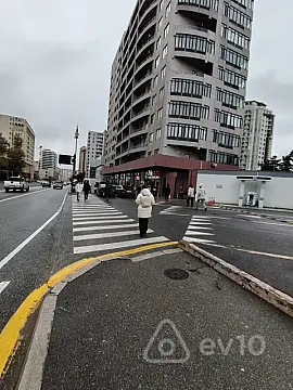 Kirayə verilir 3 otaqlı ofis 167 m²