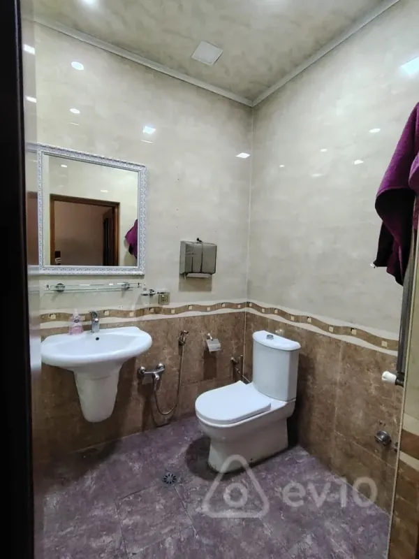 Kirayə verilir 3 otaqlı ofis 167 m²