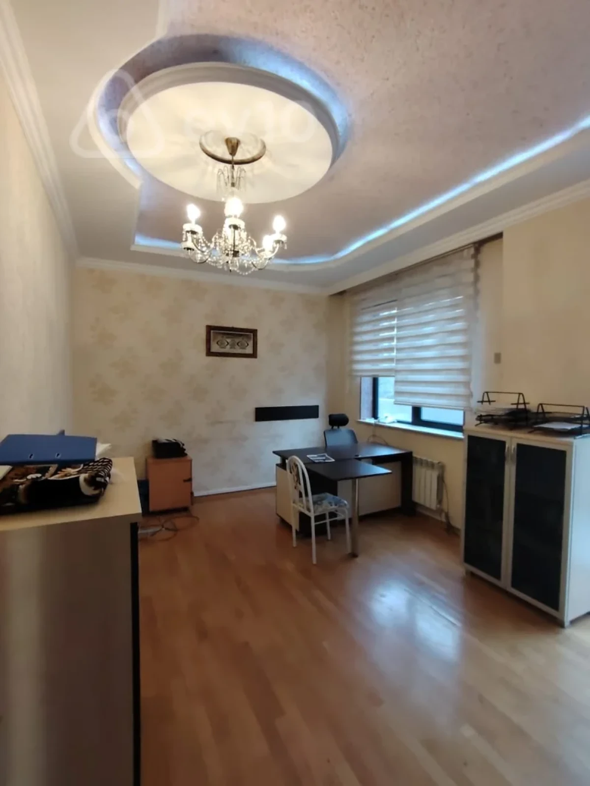 Kirayə verilir 3 otaqlı ofis 167 m²