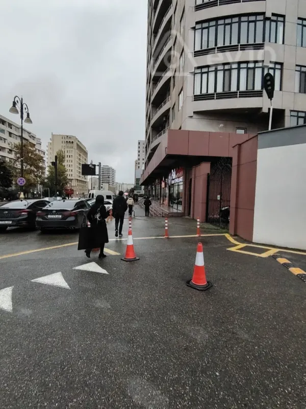 Kirayə verilir 3 otaqlı ofis 167 m²