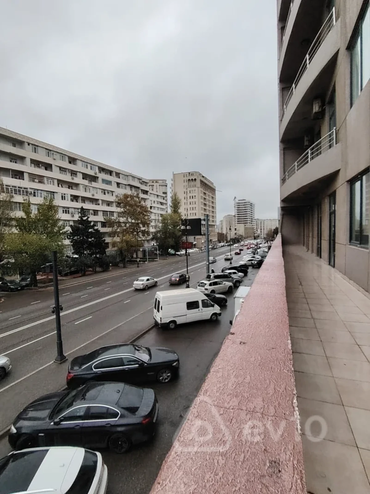 Kirayə verilir 3 otaqlı ofis 167 m²