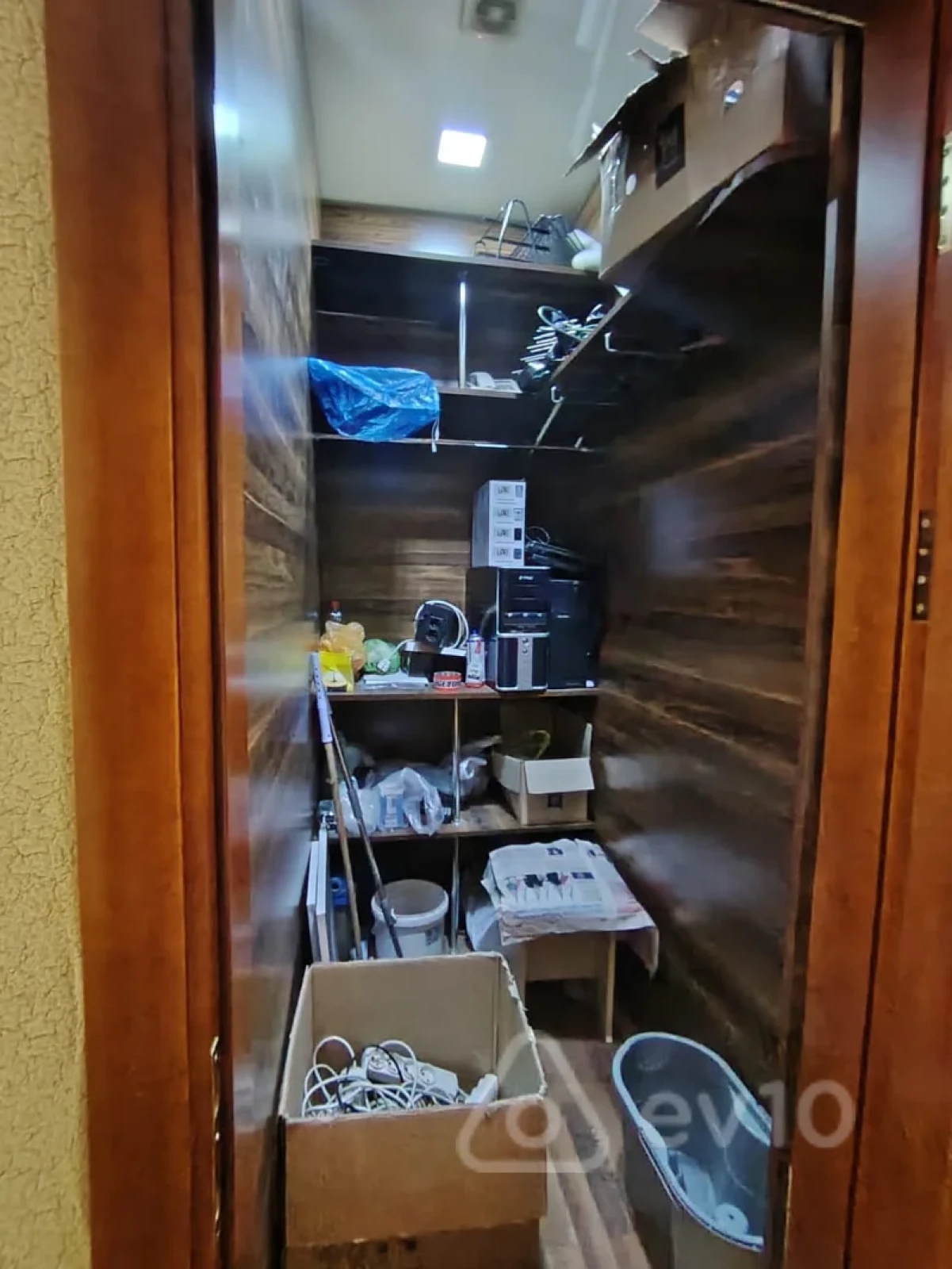 Kirayə verilir 3 otaqlı ofis 167 m²