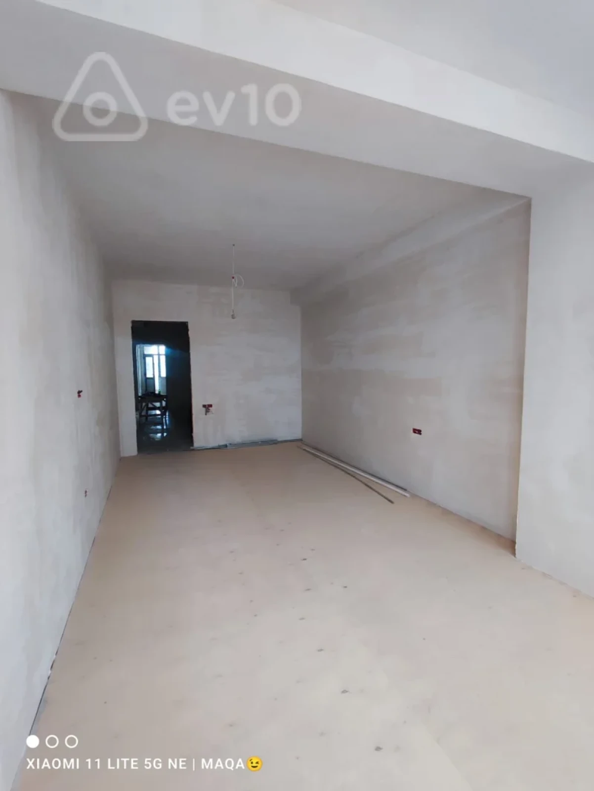 Satılır 4 otaqlı yeni tikili 215 m²