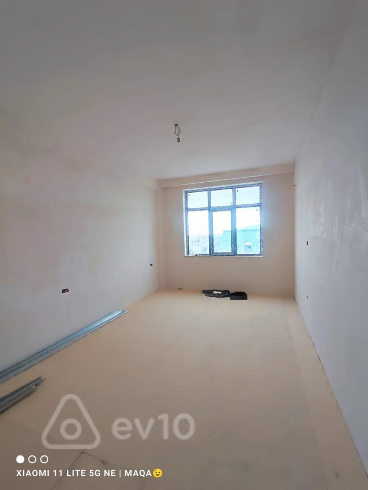 Satılır 4 otaqlı yeni tikili 215 m²