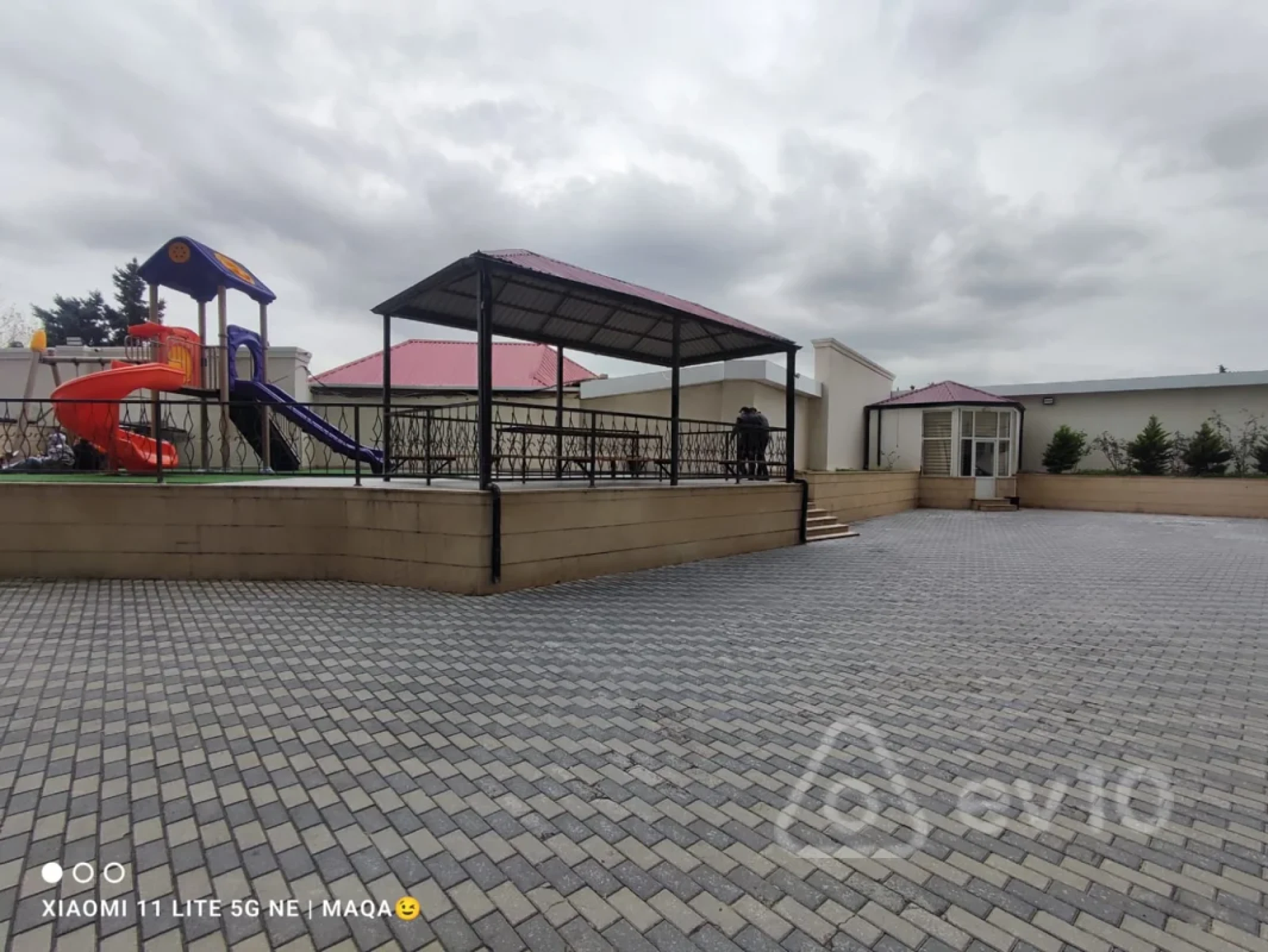 Satılır 4 otaqlı yeni tikili 215 m²