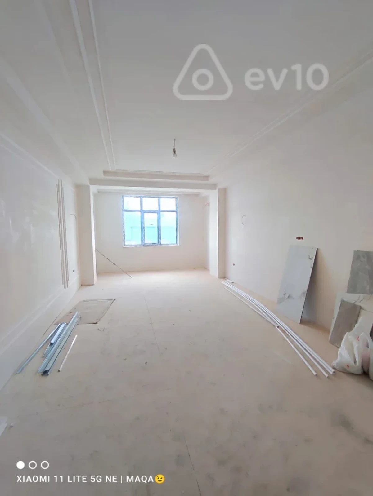 Satılır 4 otaqlı yeni tikili 215 m²