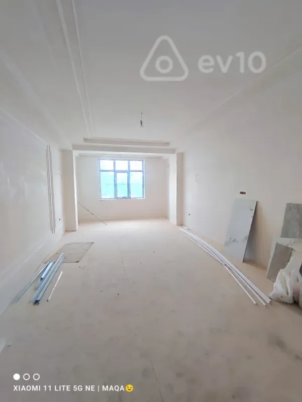 Satılır 4 otaqlı yeni tikili 215 m²