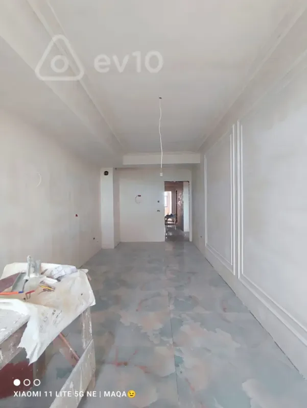 Satılır 4 otaqlı yeni tikili 215 m²