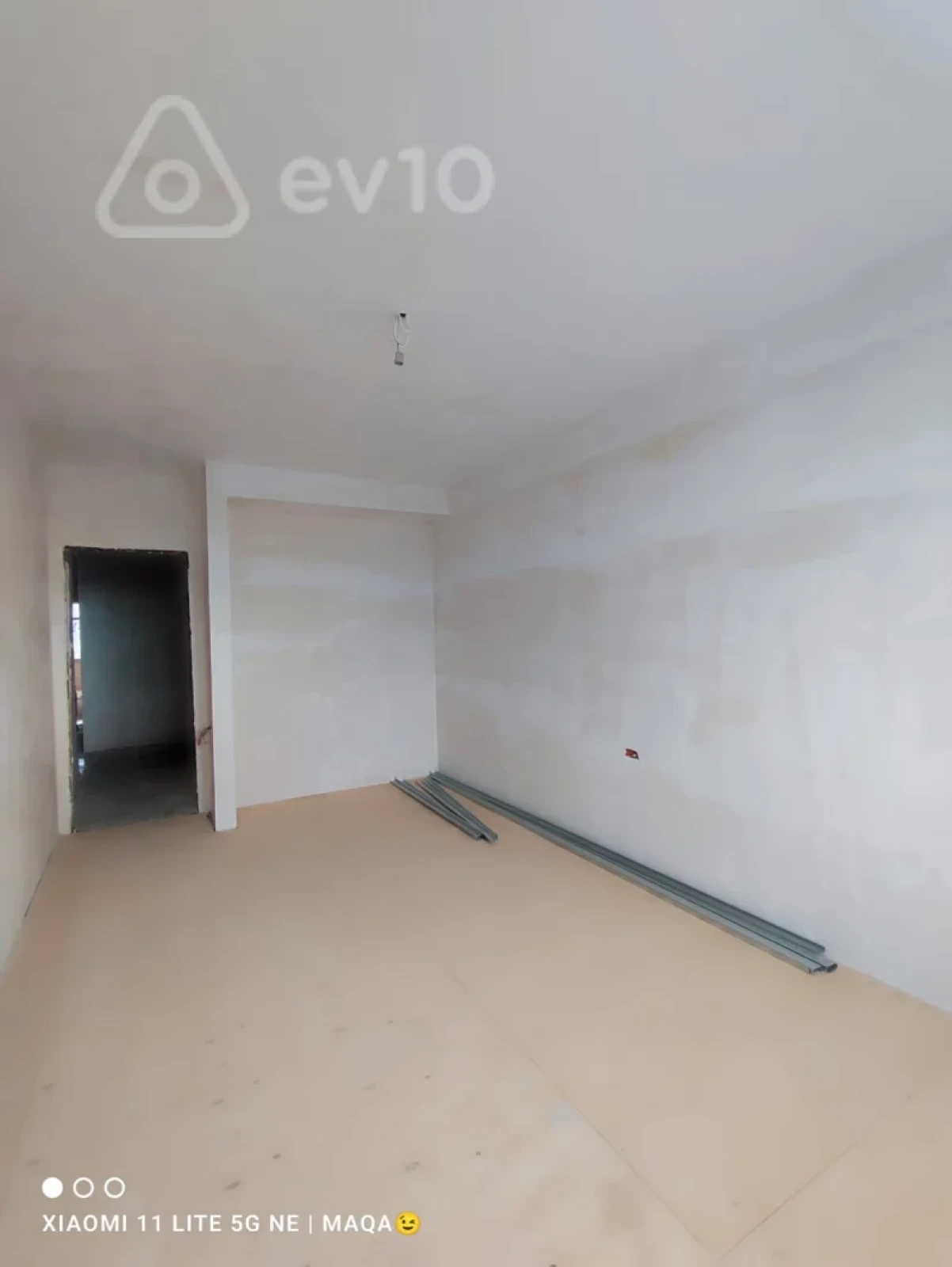 Satılır 4 otaqlı yeni tikili 215 m²