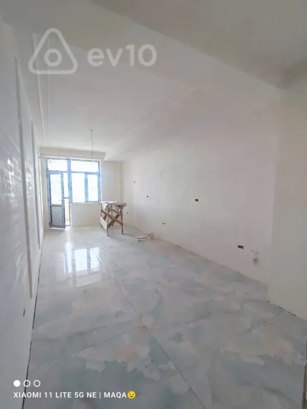 Satılır 4 otaqlı yeni tikili 215 m²