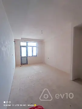 Satılır 4 otaqlı yeni tikili 215 m²