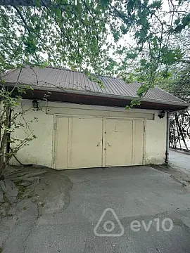 Satılır qaraj 40 m²