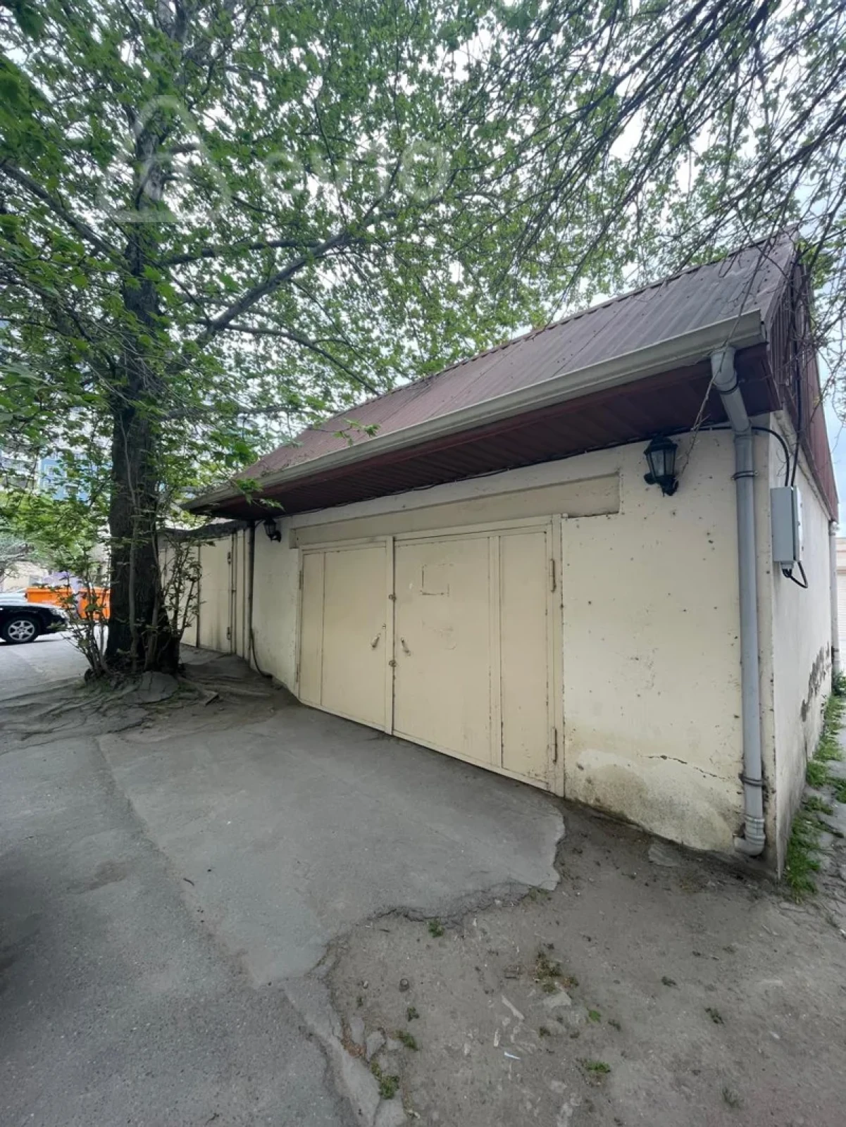 Satılır qaraj 40 m²