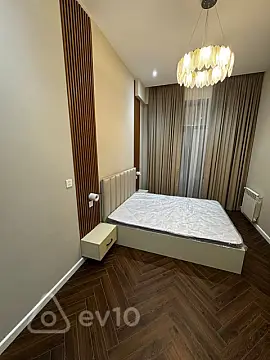 Kirayə verilir 3 otaqlı yeni tikili 130 m²