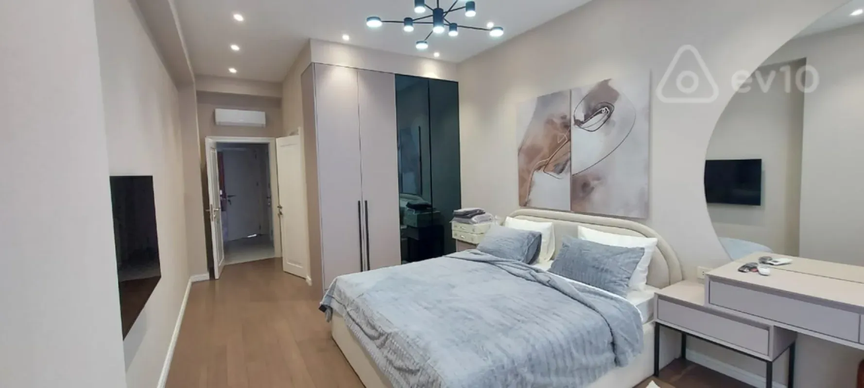 Kirayə verilir 3 otaqlı yeni tikili 180 m²