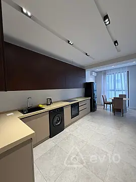 Kirayə verilir 2 otaqlı yeni tikili 95 m²