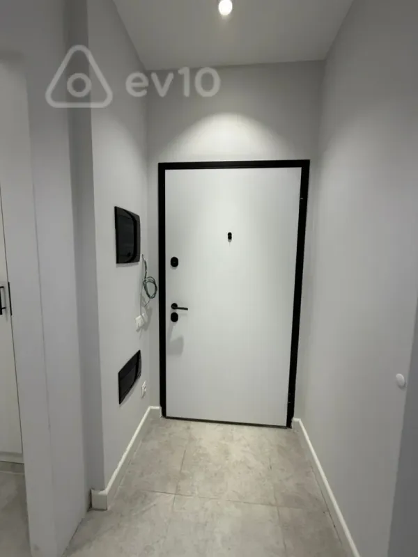 Kirayə verilir 2 otaqlı yeni tikili 95 m²