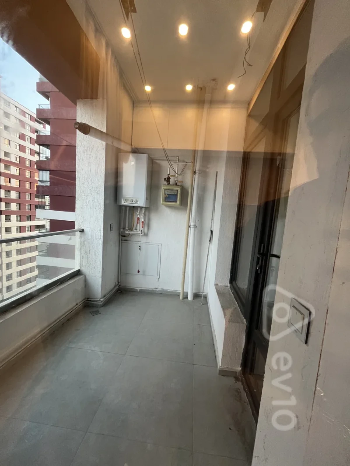 Kirayə verilir 3 otaqlı yeni tikili 70 m²