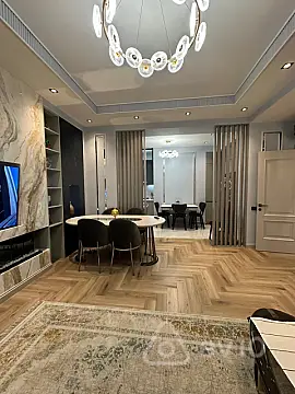 Satılır 4 otaqlı yeni tikili 132 m²