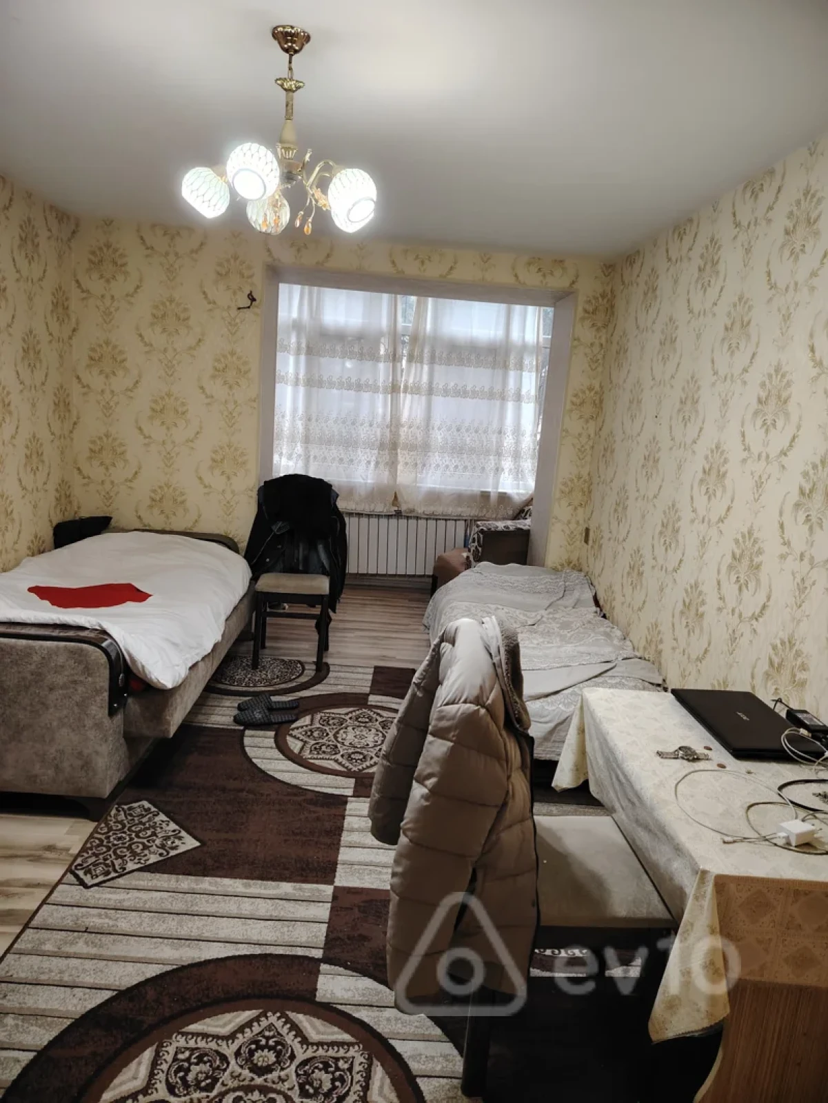 Kirayə verilir 2 otaqlı köhnə tikili 80 m²