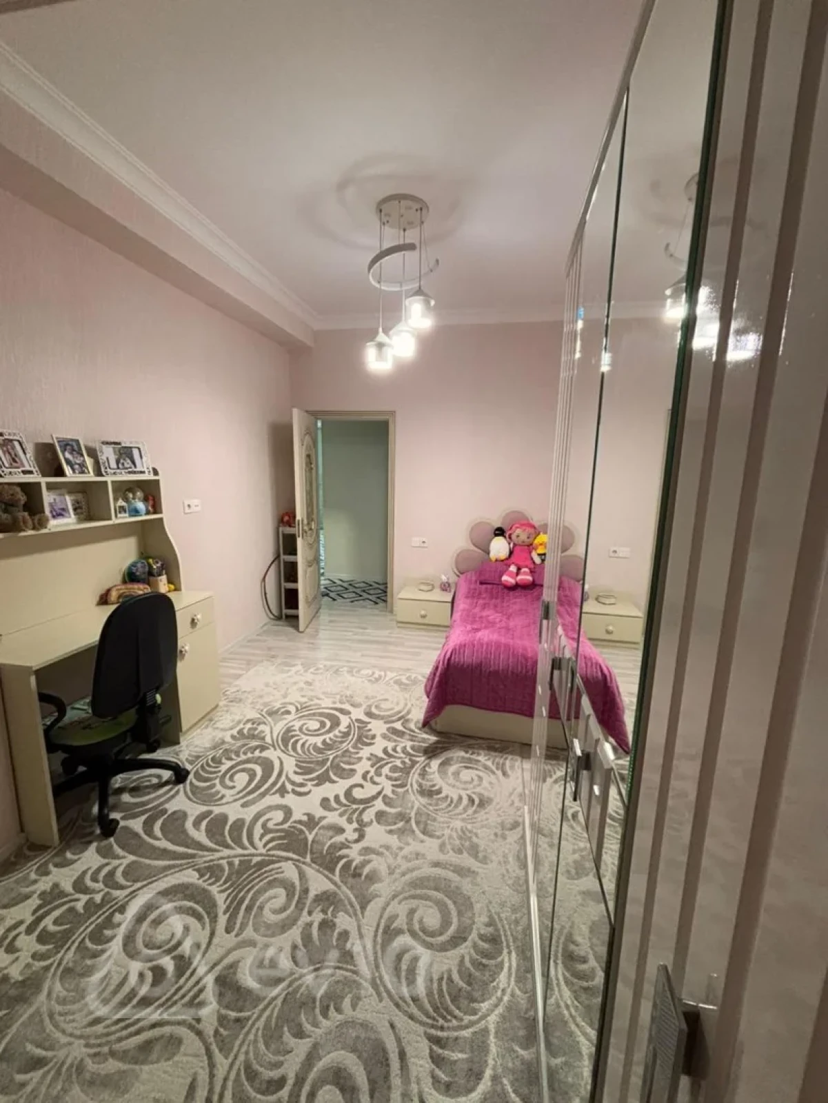 Satılır 3 otaqlı yeni tikili 107 m²